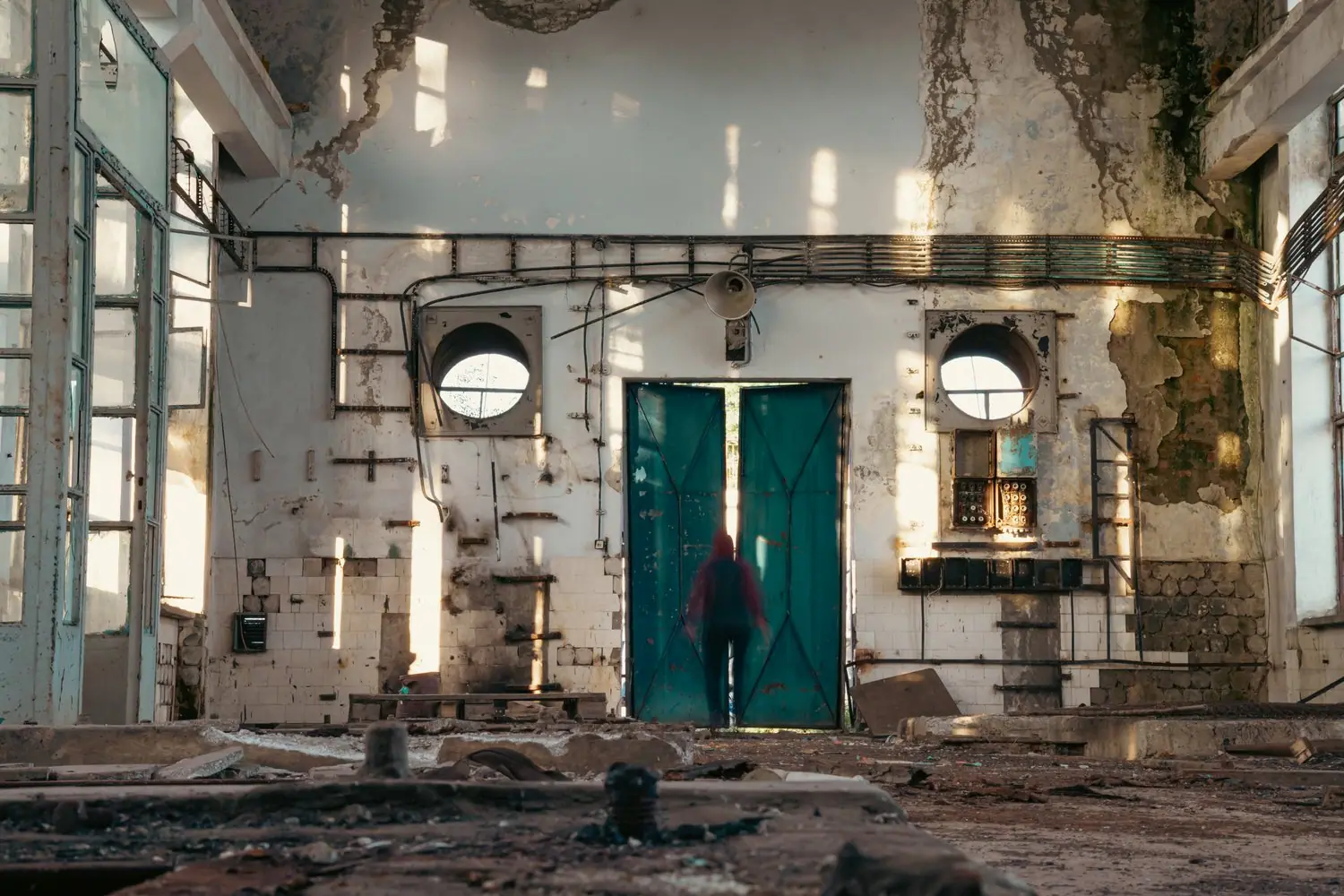 Urban exploring: Odkrywanie zapomnianych miejsc w miastach